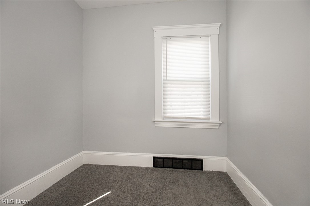 6606 Fir Avenue Cleveland OH 44102