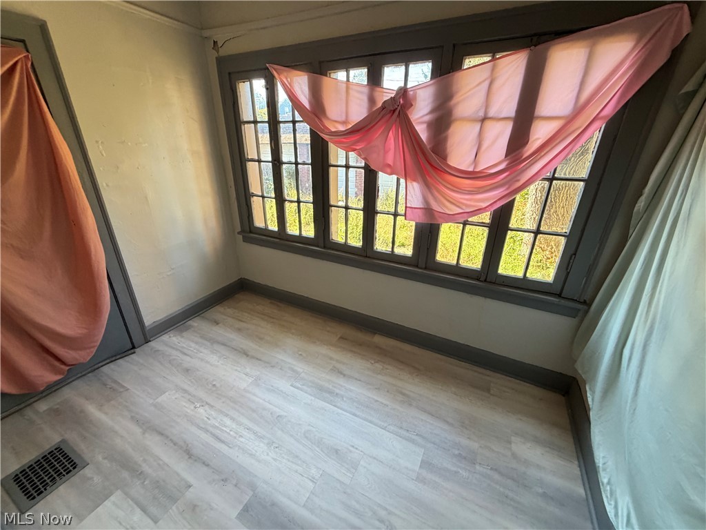 7944 Lorain Avenue Cleveland OH 44102