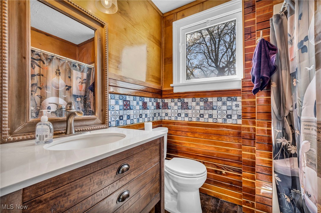 8935-8941 S Main Street Windham OH 44288