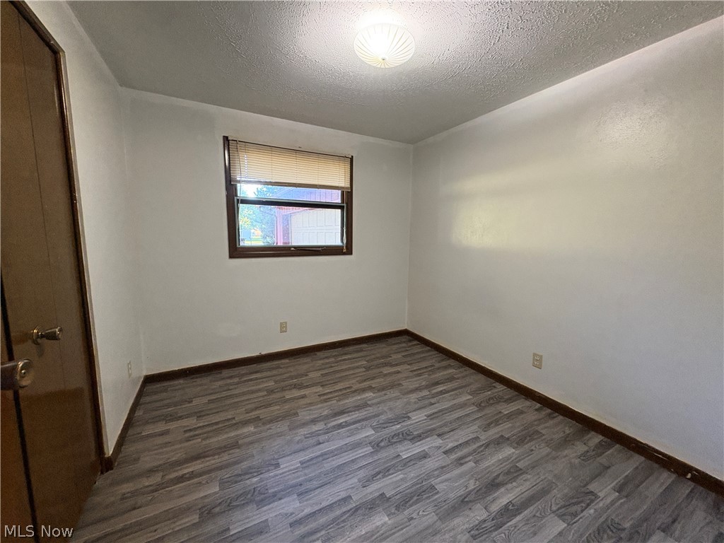 9708 Kennett Square NE Bolivar OH 44612