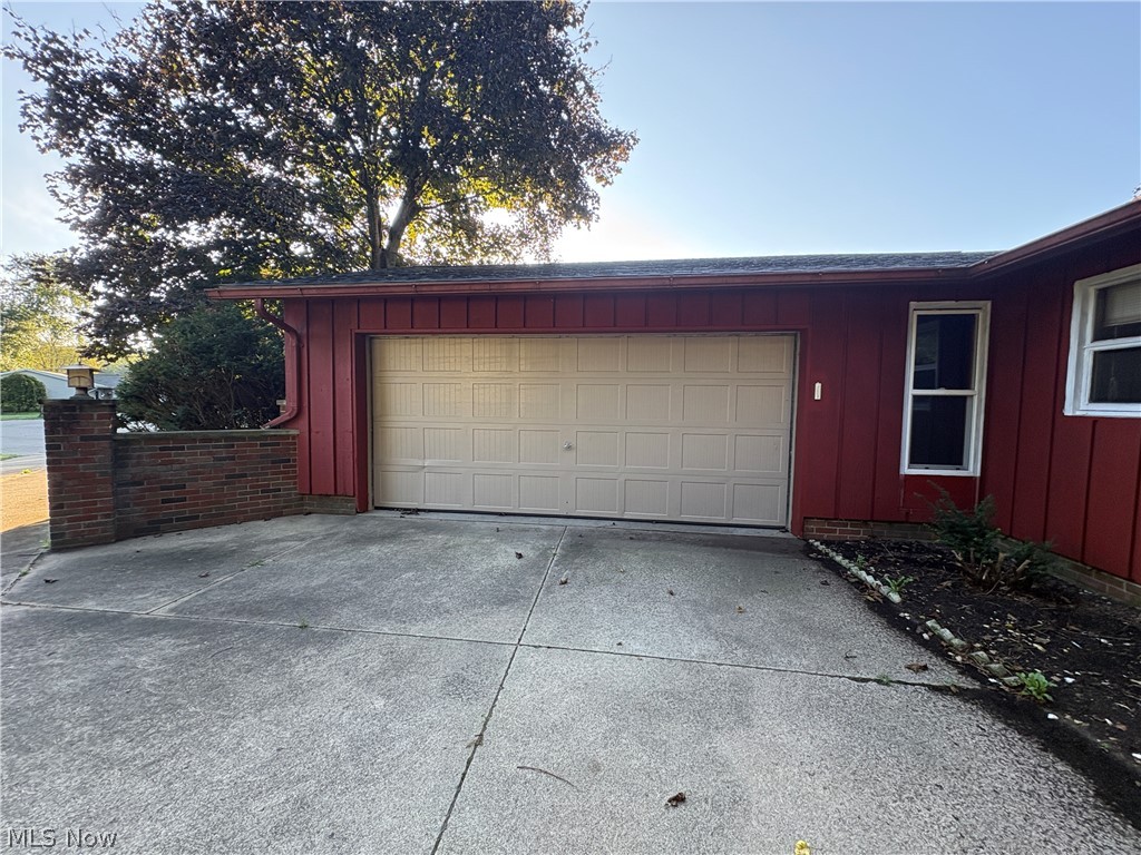 9708 Kennett Square NE Bolivar OH 44612