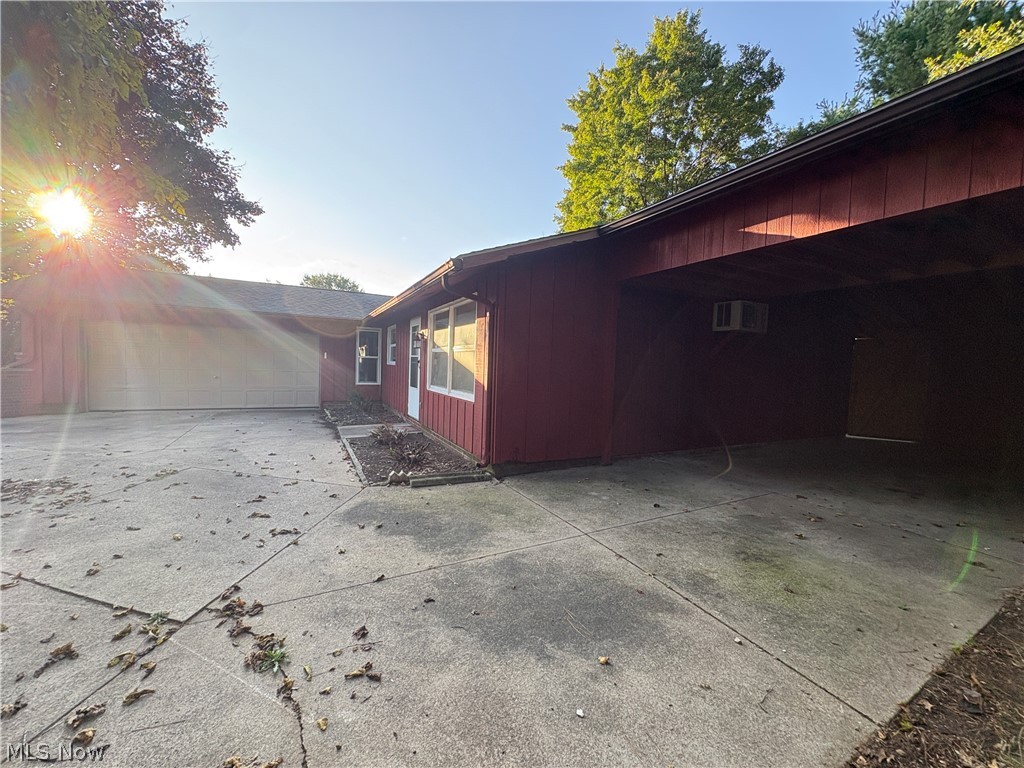 9708 Kennett Square NE Bolivar OH 44612