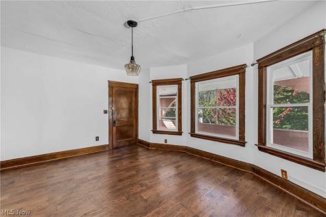 1251 Marlowe Avenue Lakewood OH 44107