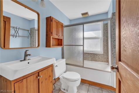 1251 Marlowe Avenue Lakewood OH 44107