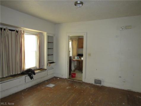 863 Eddy Road Cleveland OH 44108