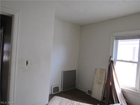 863 Eddy Road Cleveland OH 44108