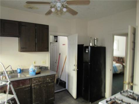 863 Eddy Road Cleveland OH 44108