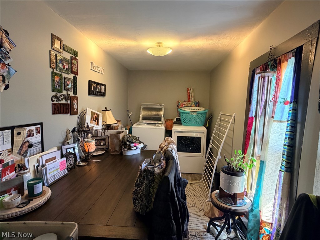 9071 Second Street Big Prairie OH 44611