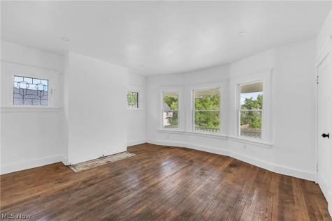 9414 Carton Avenue Cleveland OH 44104