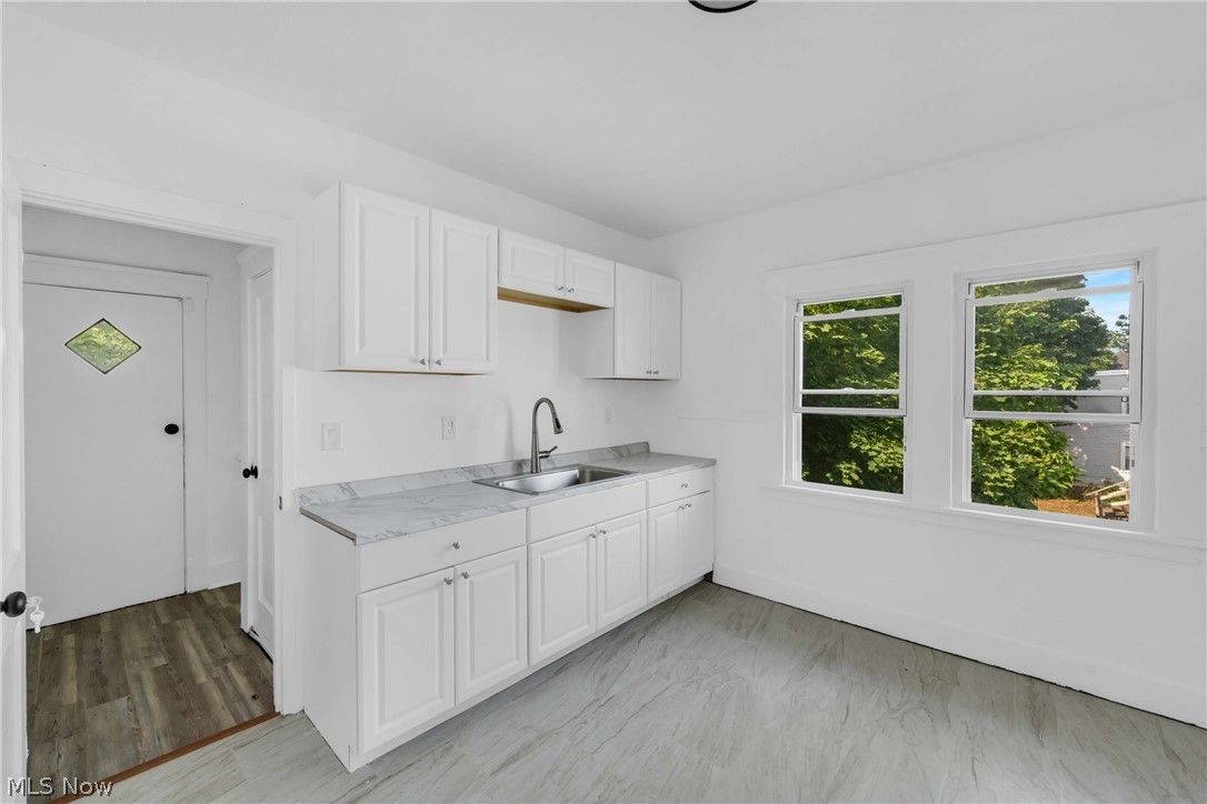 9414 Carton Avenue Cleveland OH 44104