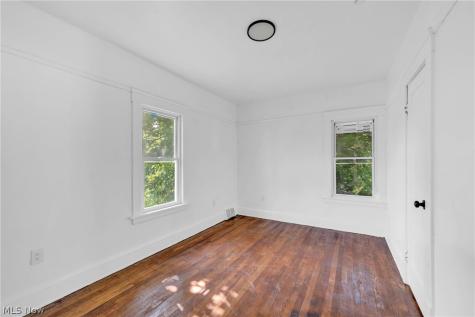 9414 Carton Avenue Cleveland OH 44104