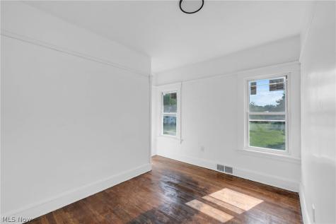 9414 Carton Avenue Cleveland OH 44104