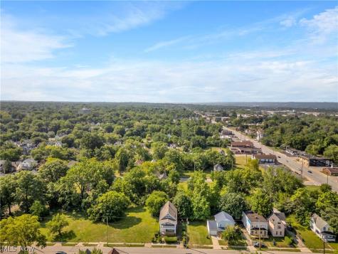 9414 Carton Avenue Cleveland OH 44104