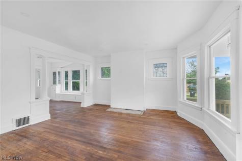 9414 Carton Avenue Cleveland OH 44104