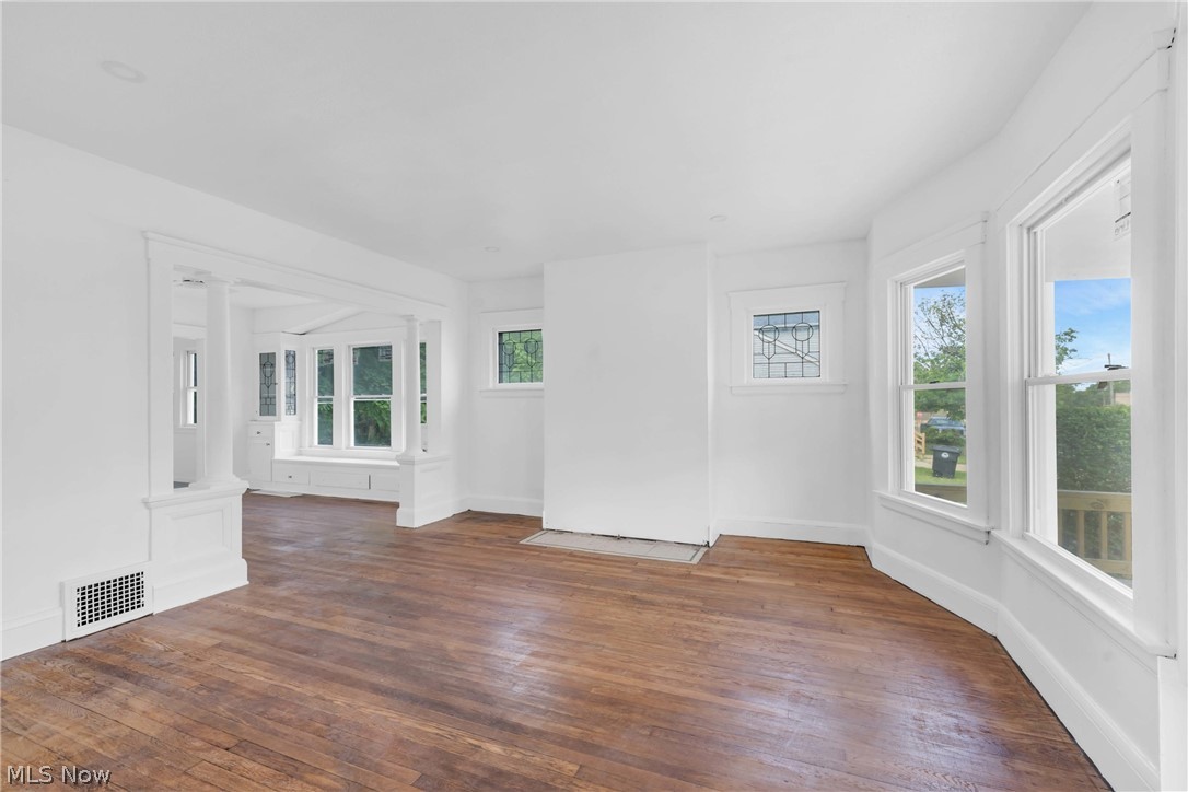 9414 Carton Avenue Cleveland OH 44104