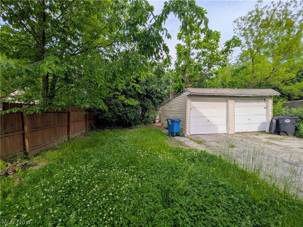 2813 E 125th Street Cleveland OH 44120