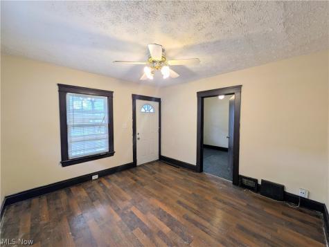2813 E 125th Street Cleveland OH 44120
