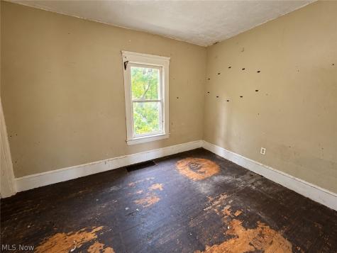 3261 W 58th Street Cleveland OH 44102