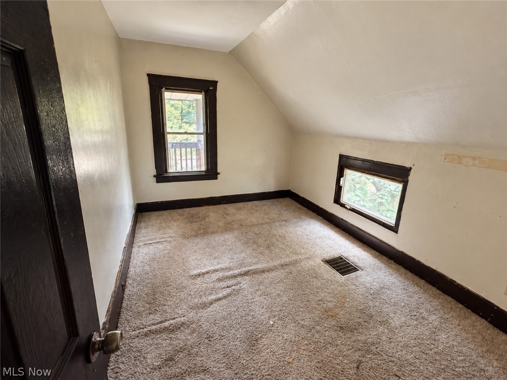 3261 W 58th Street Cleveland OH 44102