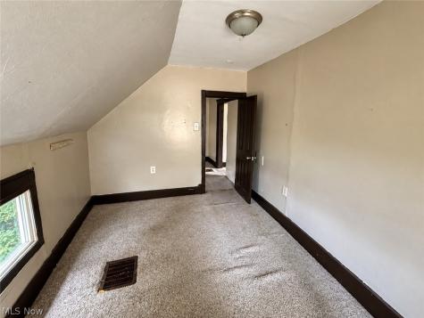 3261 W 58th Street Cleveland OH 44102