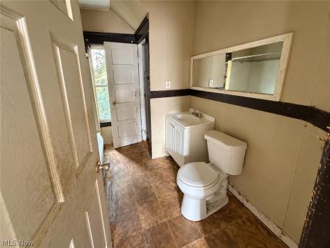 3261 W 58th Street Cleveland OH 44102