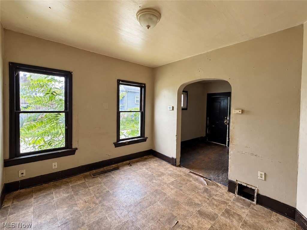 3261 W 58th Street Cleveland OH 44102