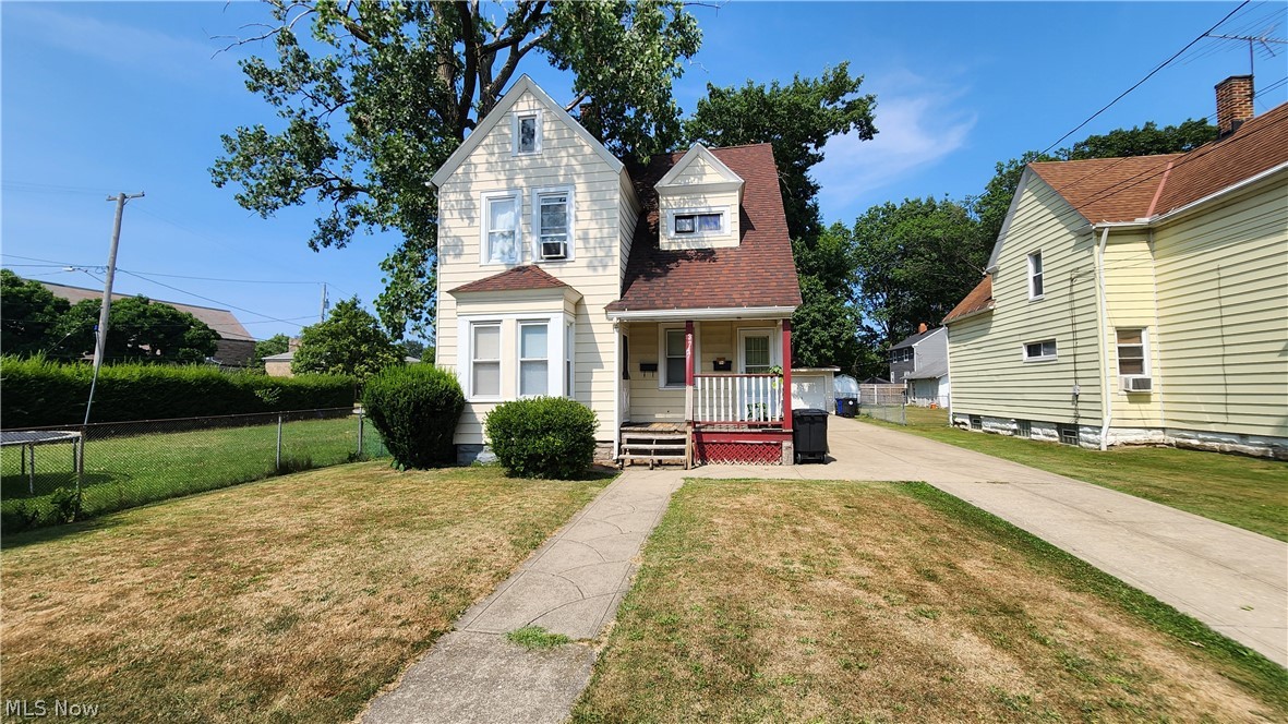 3747 Bosworth Road Cleveland OH 44111