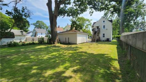 3747 Bosworth Road Cleveland OH 44111