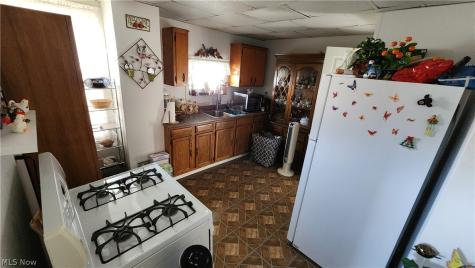 3747 Bosworth Road Cleveland OH 44111