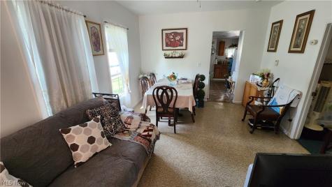 3747 Bosworth Road Cleveland OH 44111