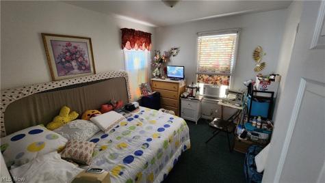 3747 Bosworth Road Cleveland OH 44111