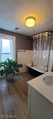 1306 W 73rd Street Cleveland OH 44102