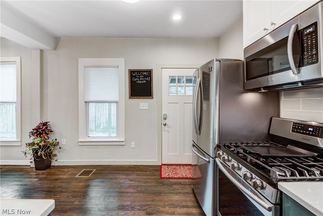 1306 W 73rd Street Cleveland OH 44102