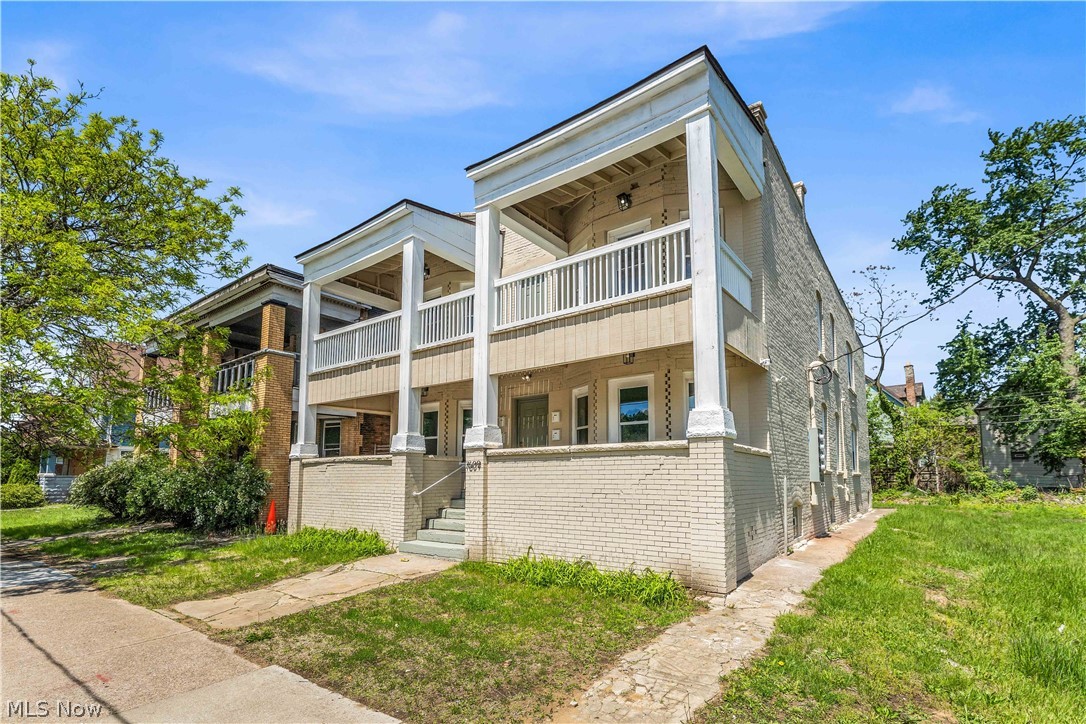 7609 Superior Avenue Cleveland OH 44103