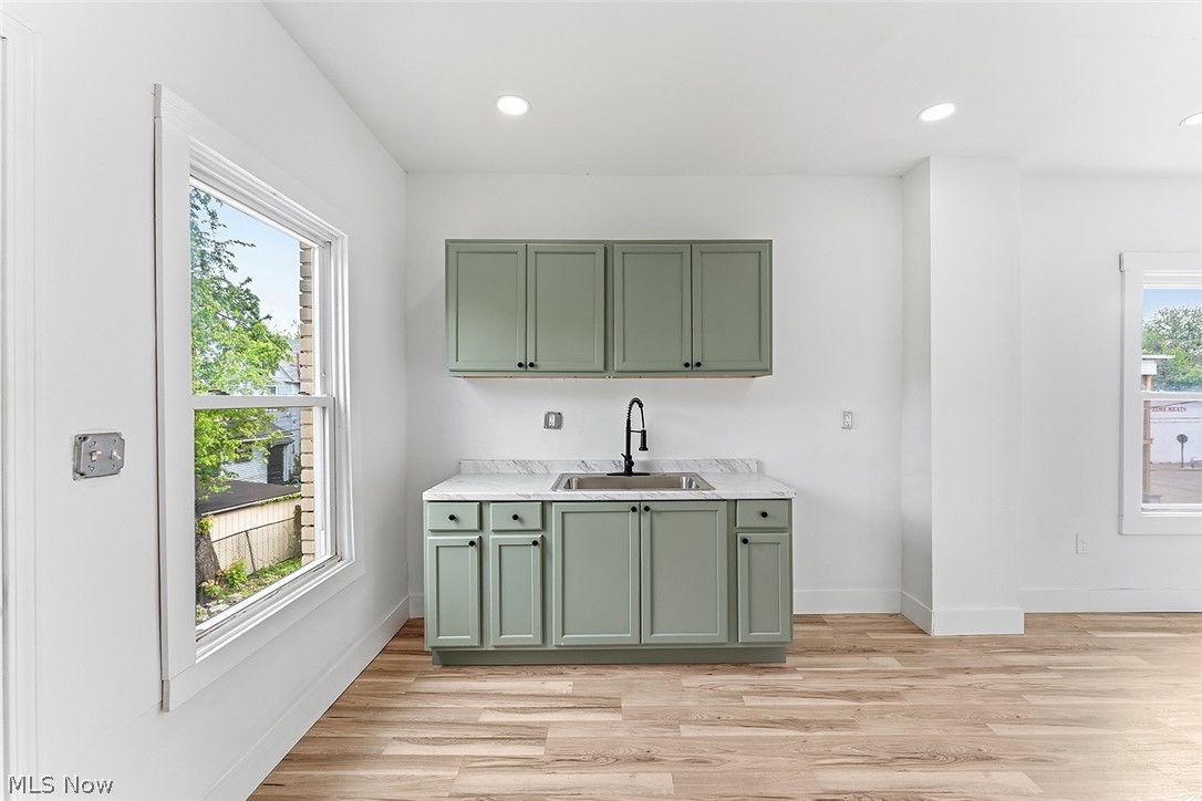 7609 Superior Avenue Cleveland OH 44103