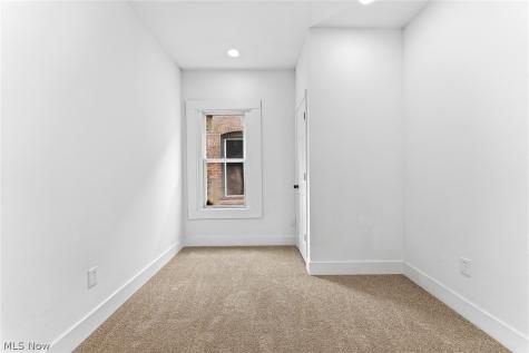 7609 Superior Avenue Cleveland OH 44103