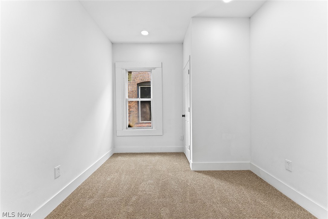 7609 Superior Avenue Cleveland OH 44103