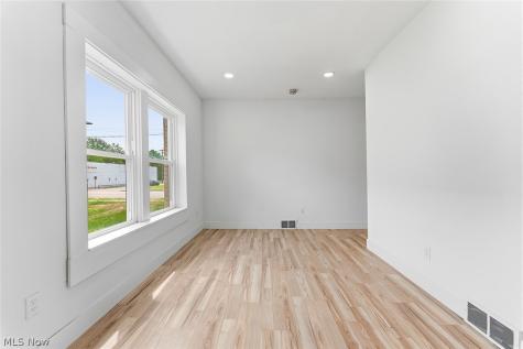 7609 Superior Avenue Cleveland OH 44103