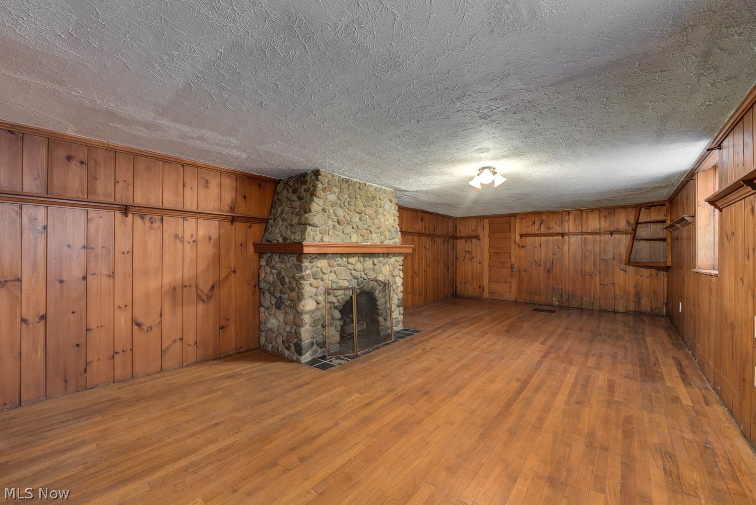 3301 W 165th Street Cleveland OH 44111