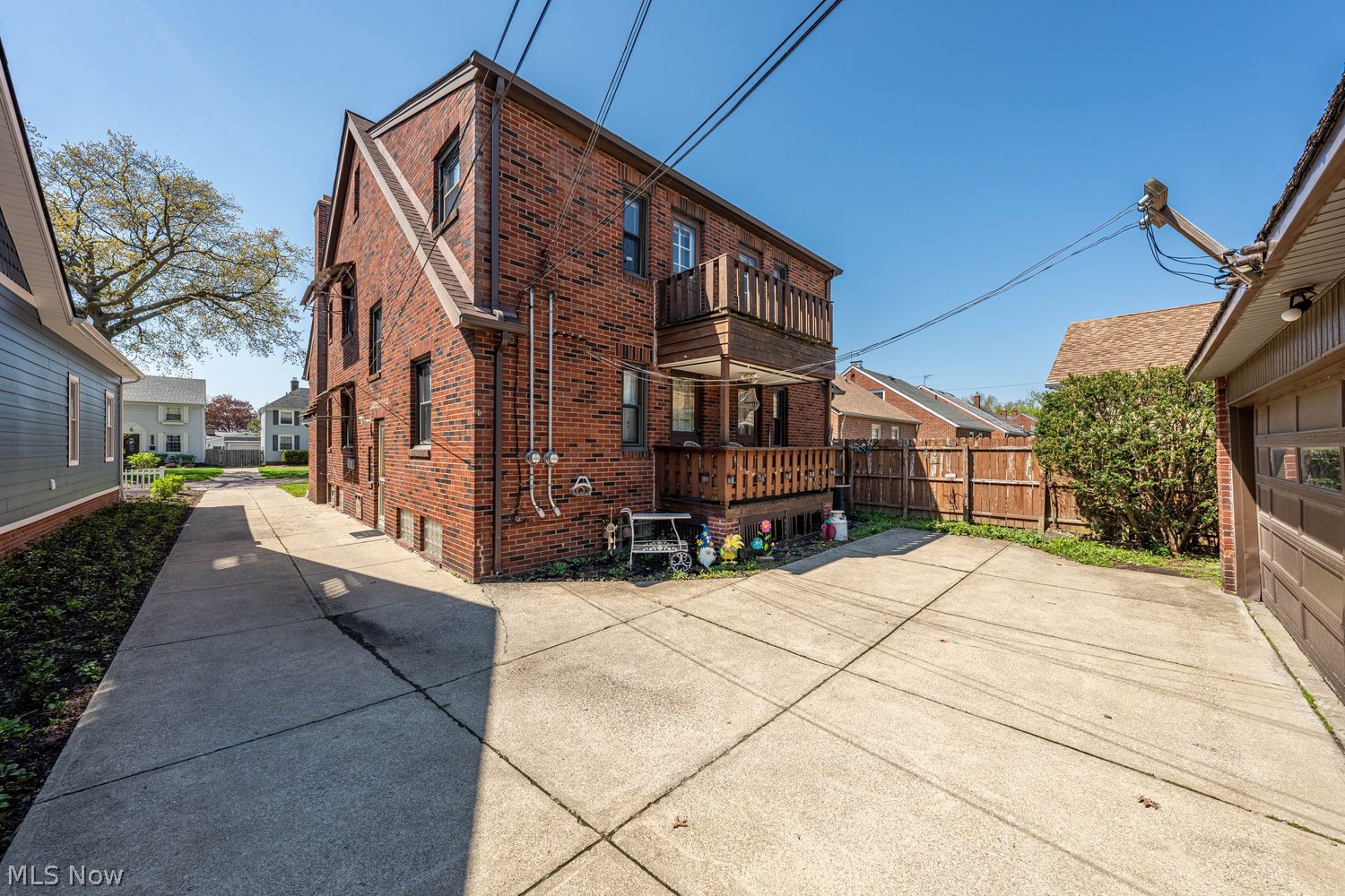 3301 W 165th Street Cleveland OH 44111