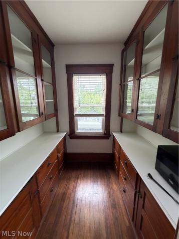 1567 Wagar Avenue Lakewood OH 44107
