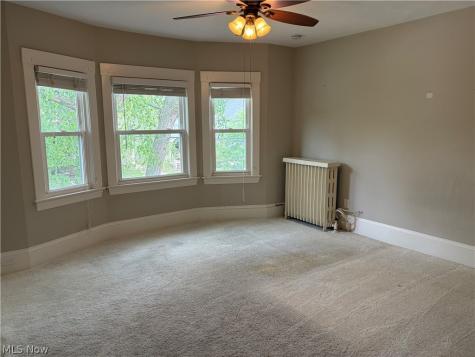 1567 Wagar Avenue Lakewood OH 44107
