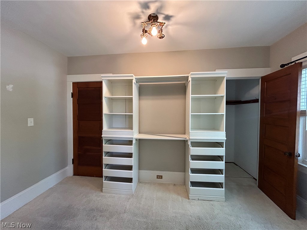 1567 Wagar Avenue Lakewood OH 44107