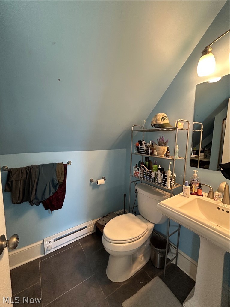 1567 Wagar Avenue Lakewood OH 44107