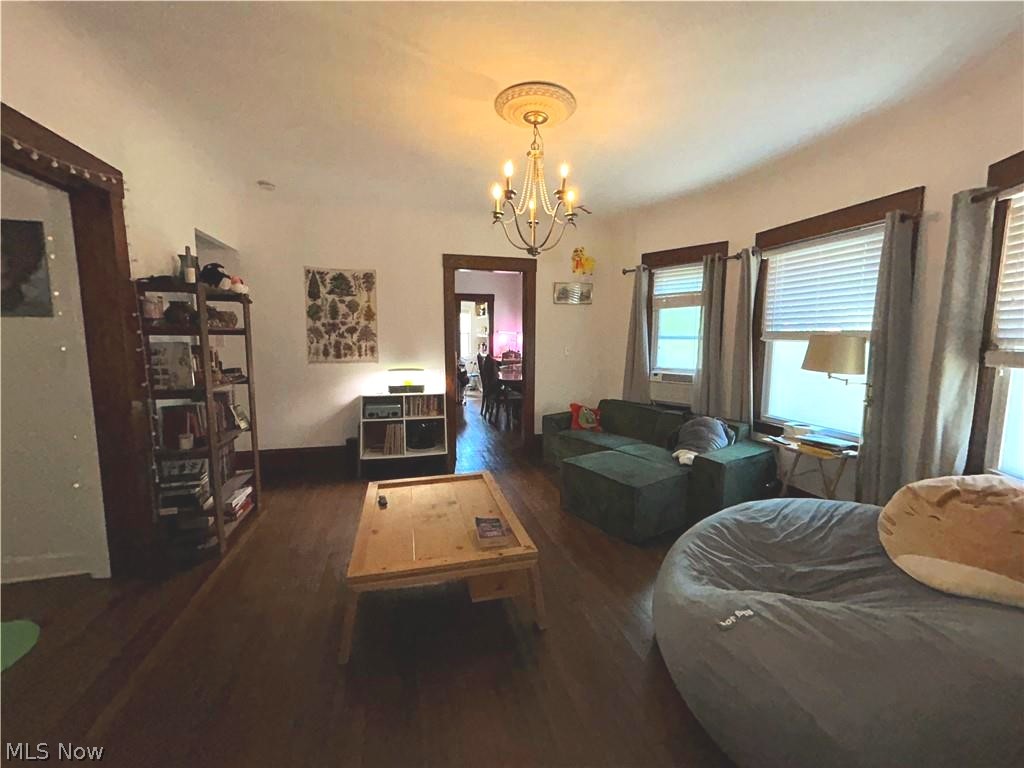 1567 Wagar Avenue Lakewood OH 44107