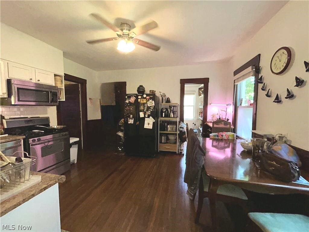 1567 Wagar Avenue Lakewood OH 44107