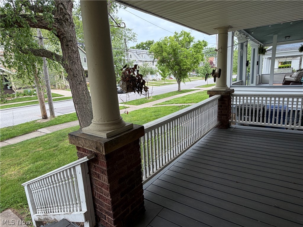 1567 Wagar Avenue Lakewood OH 44107