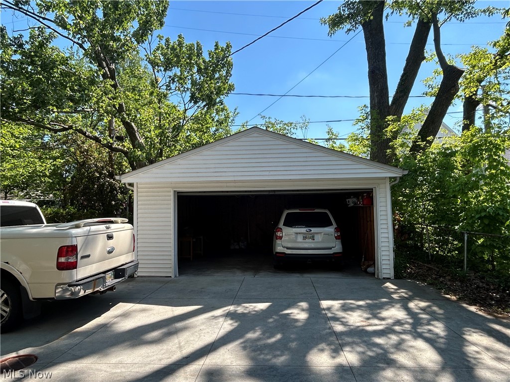 1567 Wagar Avenue Lakewood OH 44107