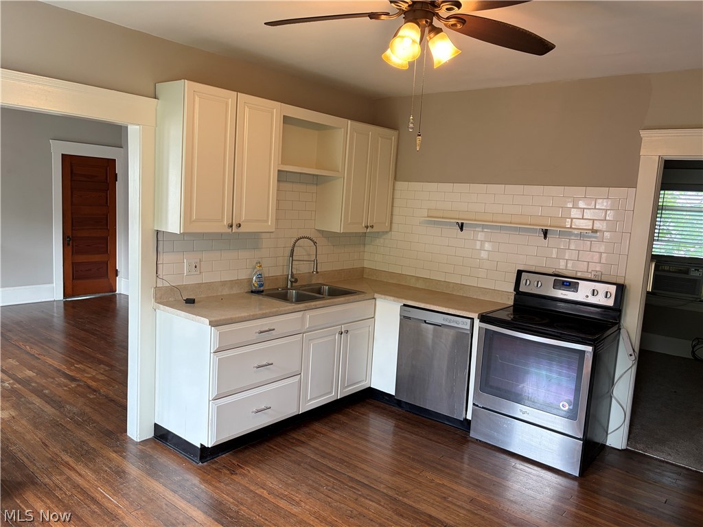 1567 Wagar Avenue Lakewood OH 44107