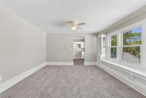 3692-3694 E 147th Street Cleveland OH 44120